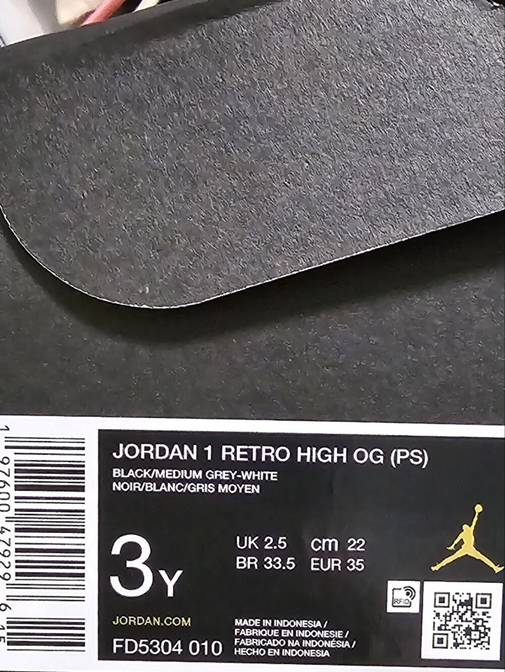 BNIB Nike Jordan 1 Retro High OG Black, Grey & White Size 3 (Youth) Retail $140 - Picture 8 of 8